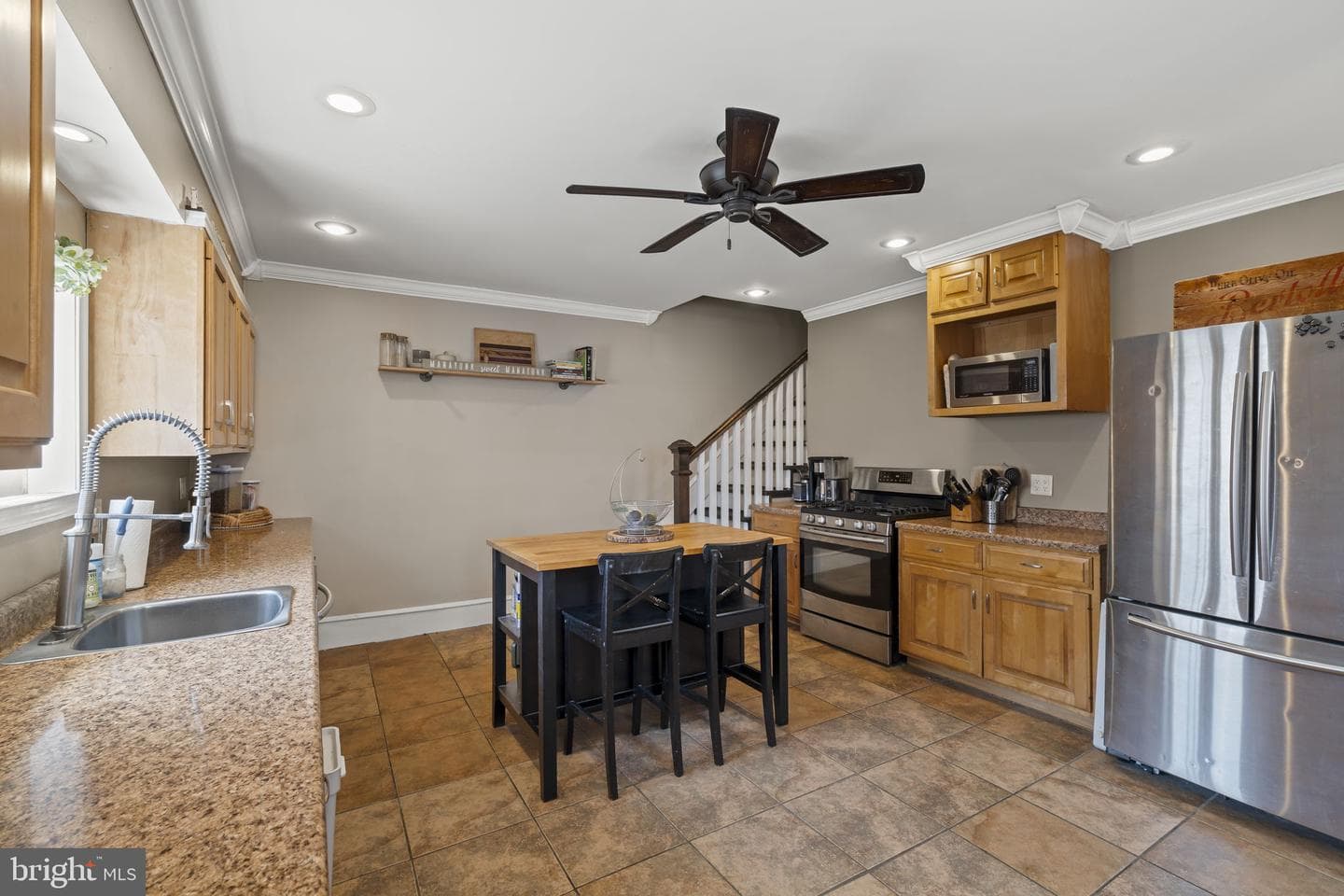 155 Jamestown Street photo 8