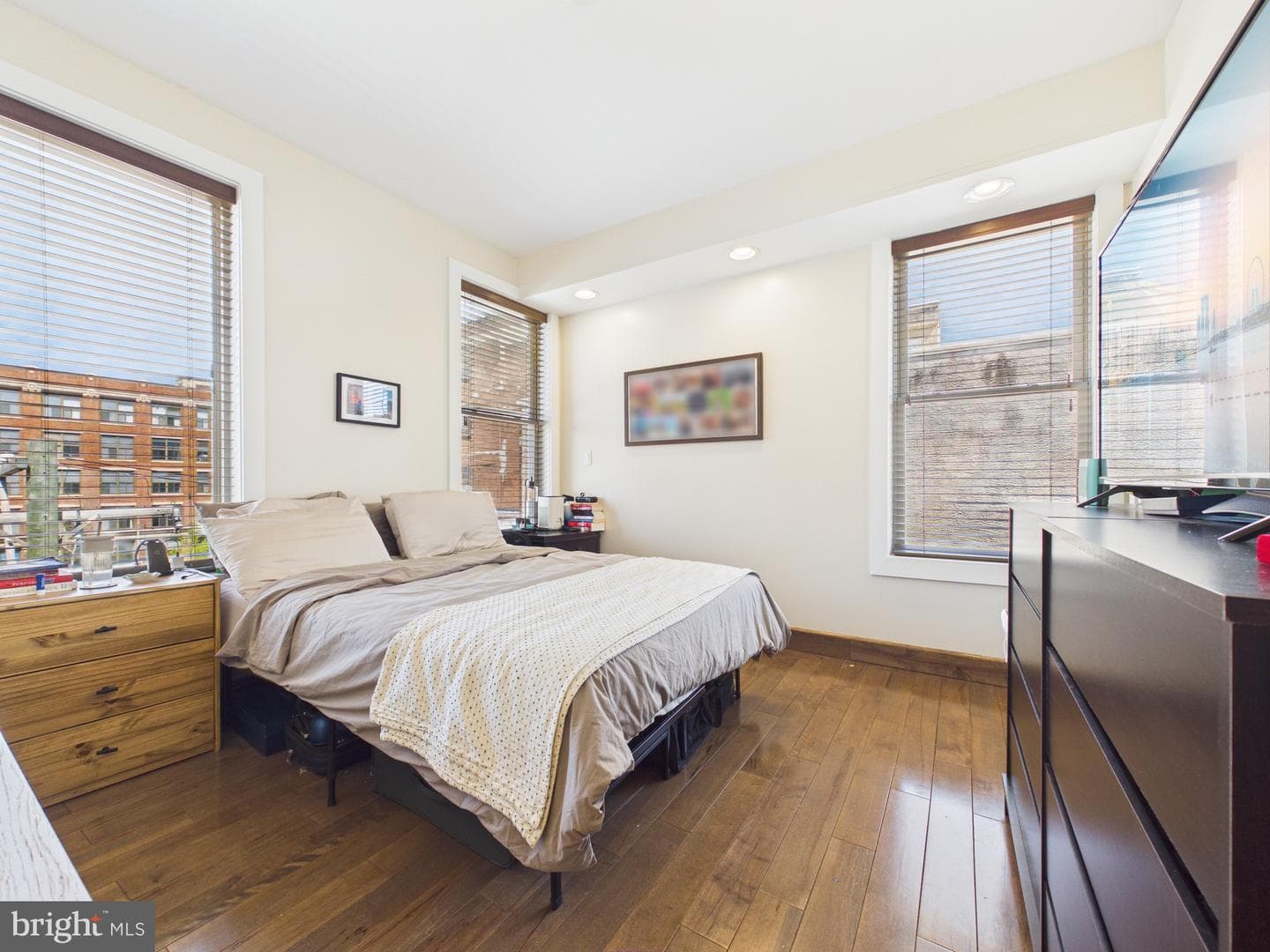 1241 Buttonwood Street #4c photo 19