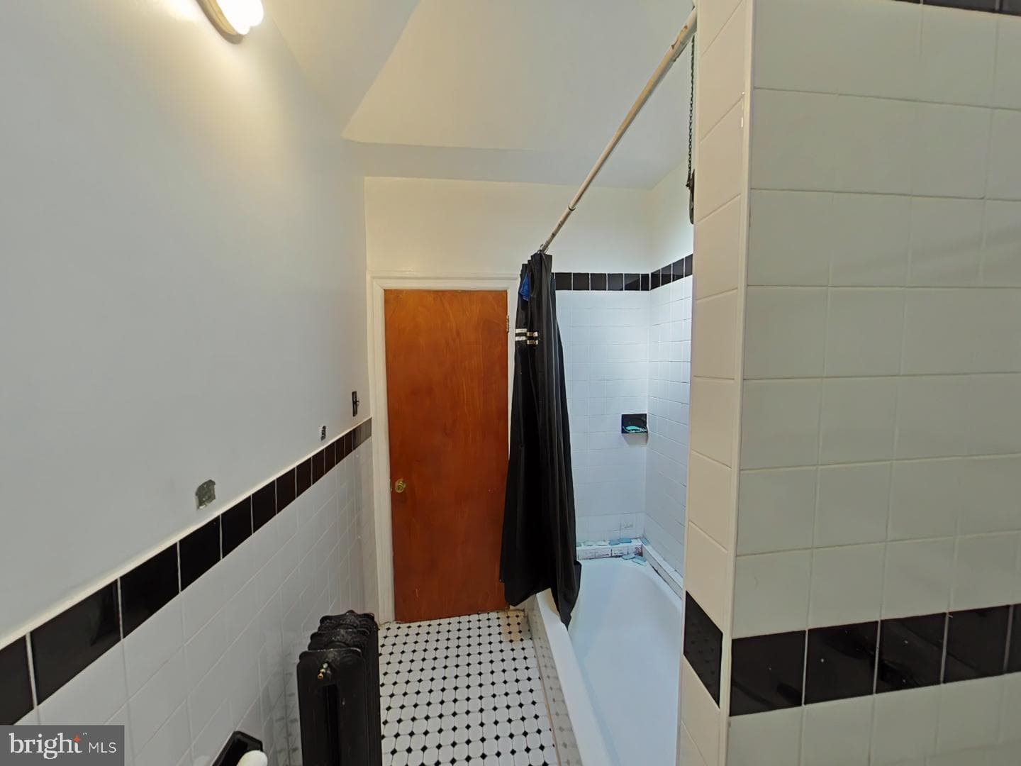 164 W Albanus Street photo 11