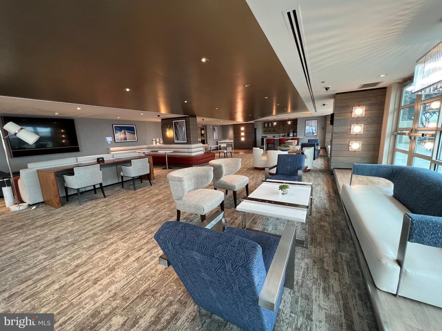 717 S Columbus Boulevard #406 photo 31