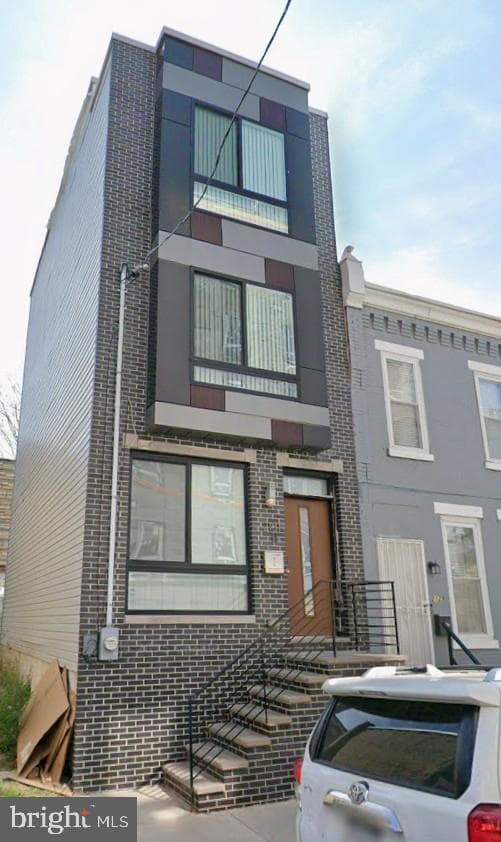 2131 N 10th Street photo 4