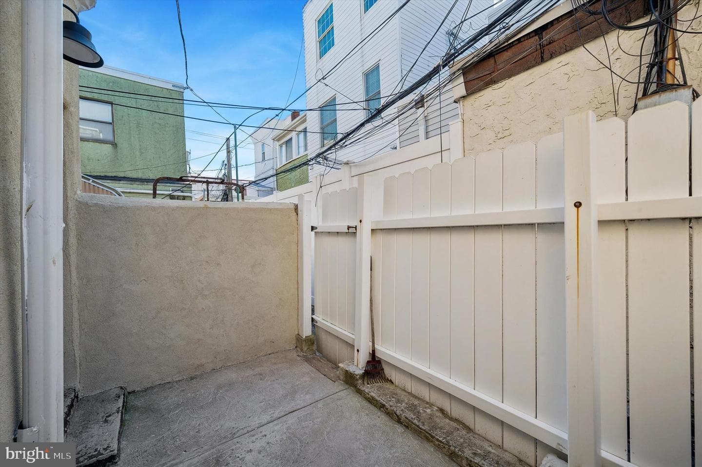 2544 S Watts Street photo 29