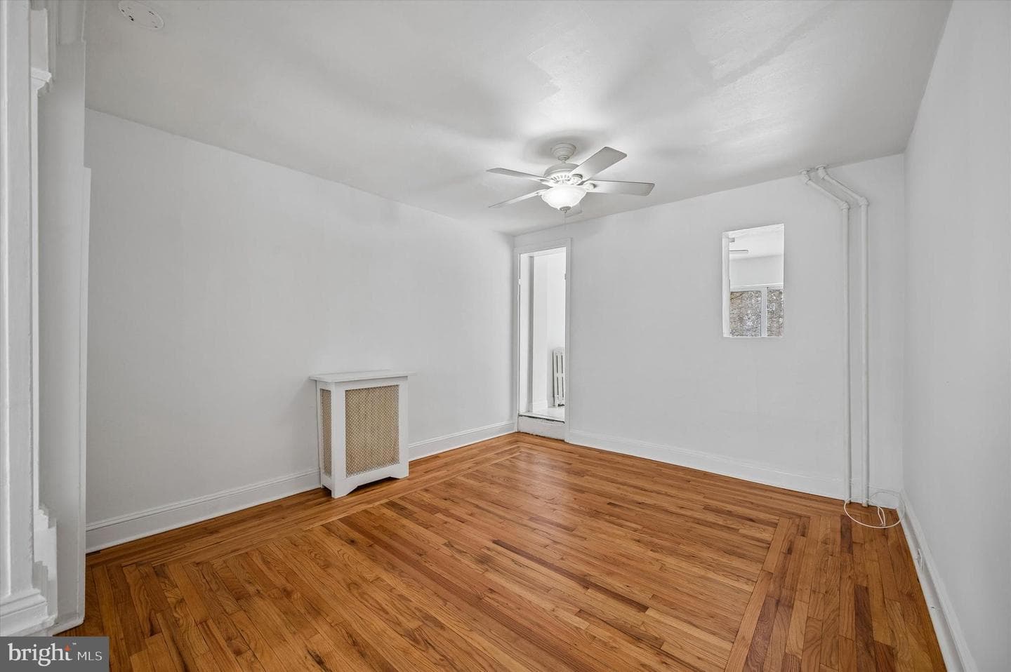 4857 Umbria Street photo 6