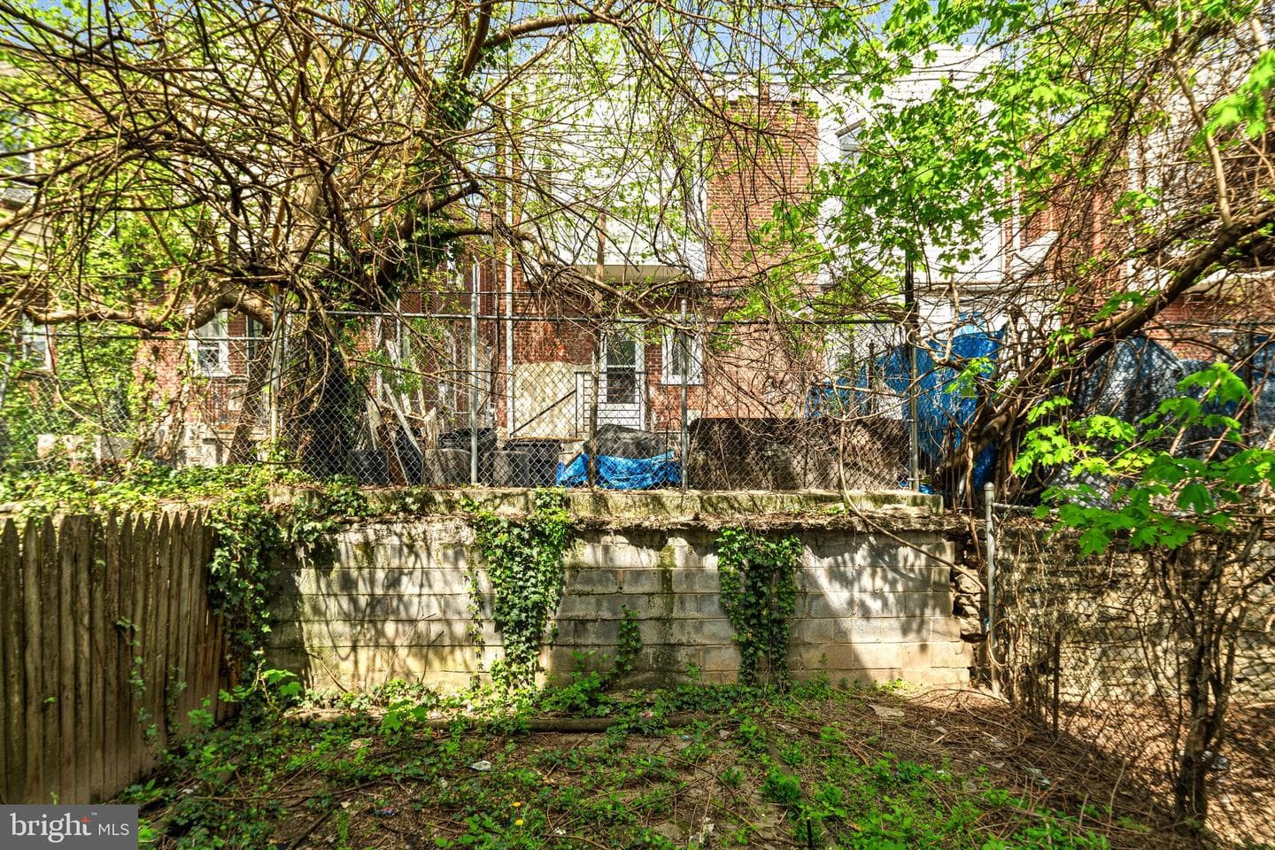 151 W Abbottsford Avenue photo 30