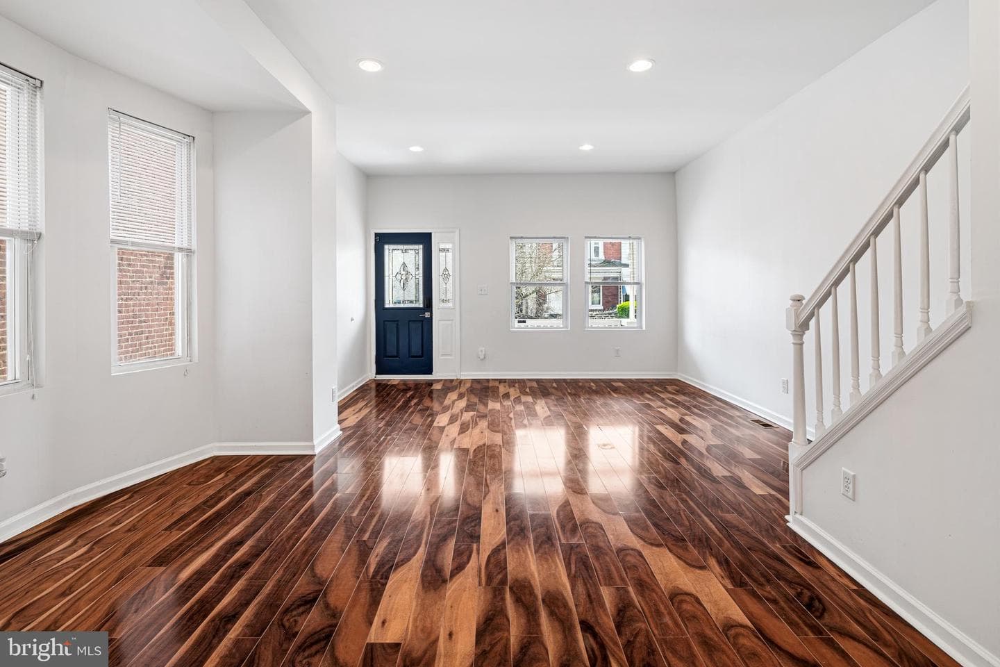 151 W Abbottsford Avenue photo 4