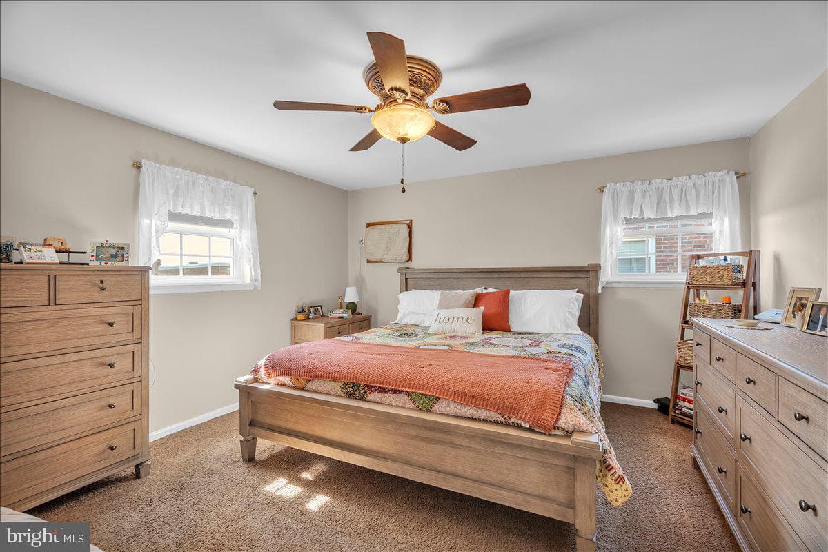 137 Meadow Lane photo 12