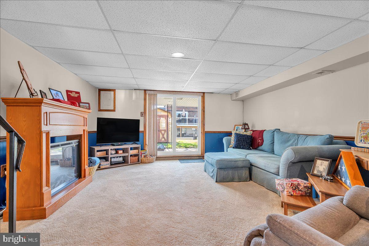 137 Meadow Lane photo 20