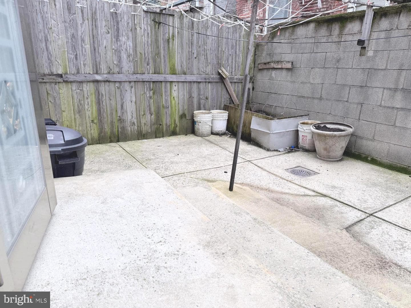 733 Jackson Street photo 9