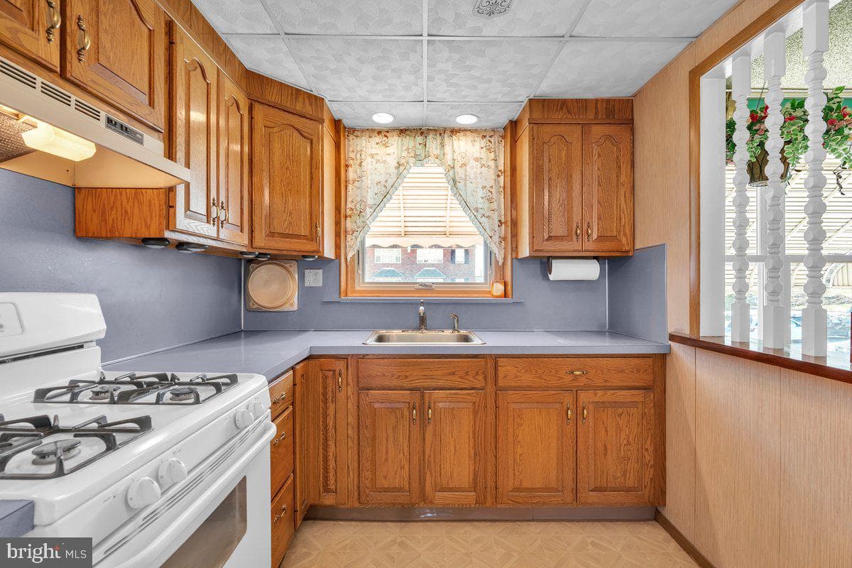 2113 Emerson Street photo 9