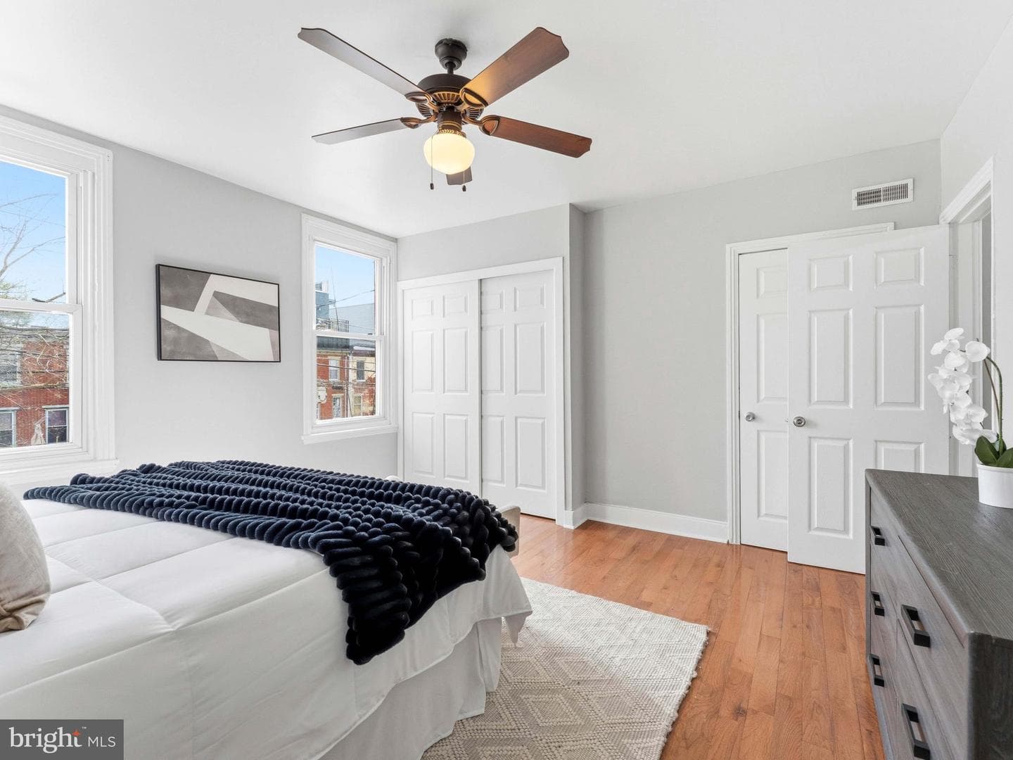 2207 Bainbridge Street photo 13