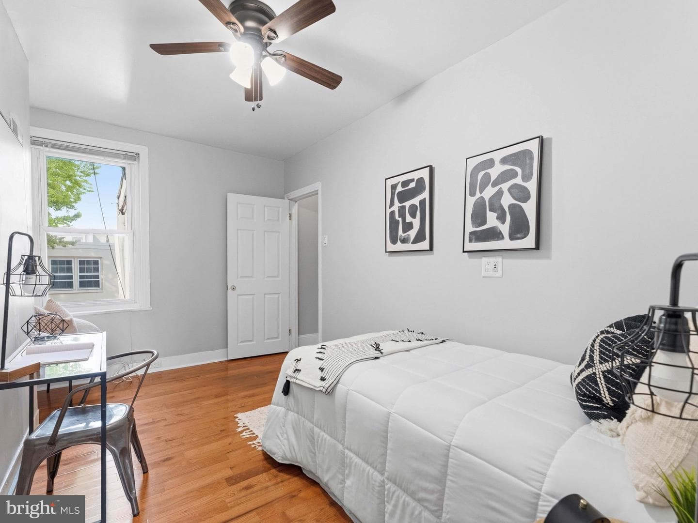2207 Bainbridge Street photo 17