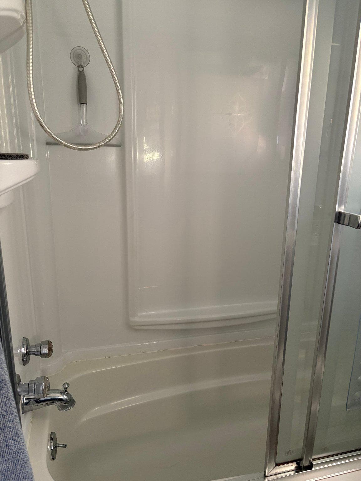 1045 Foster Street photo 20