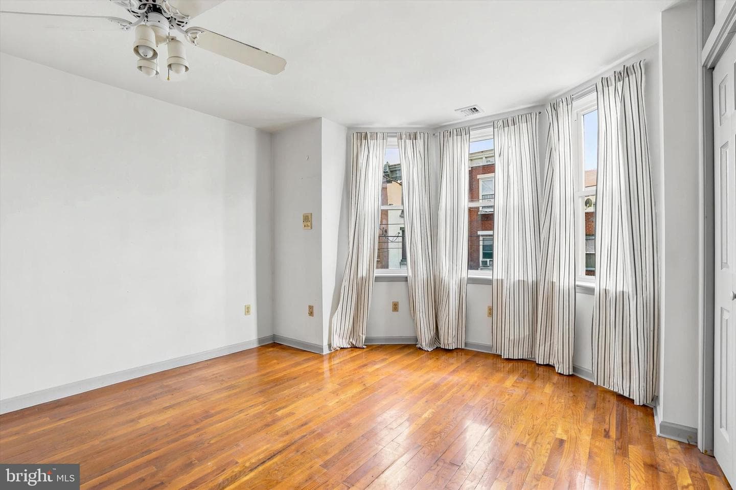 521-525 Mifflin Street photo 30
