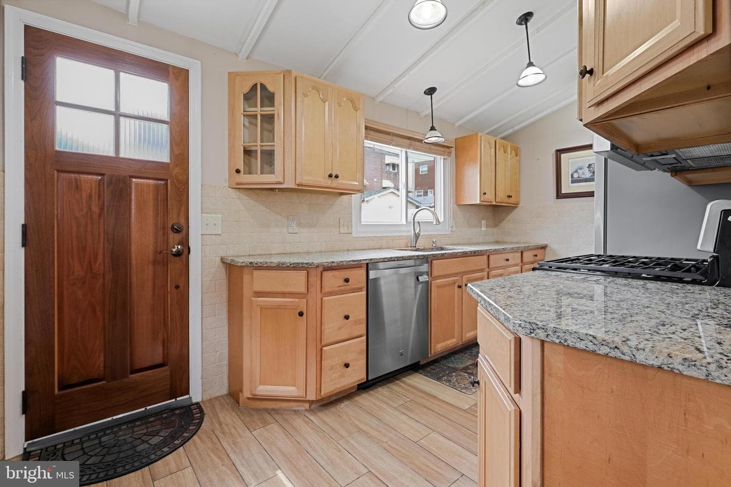 8320 Alicia Street photo 11
