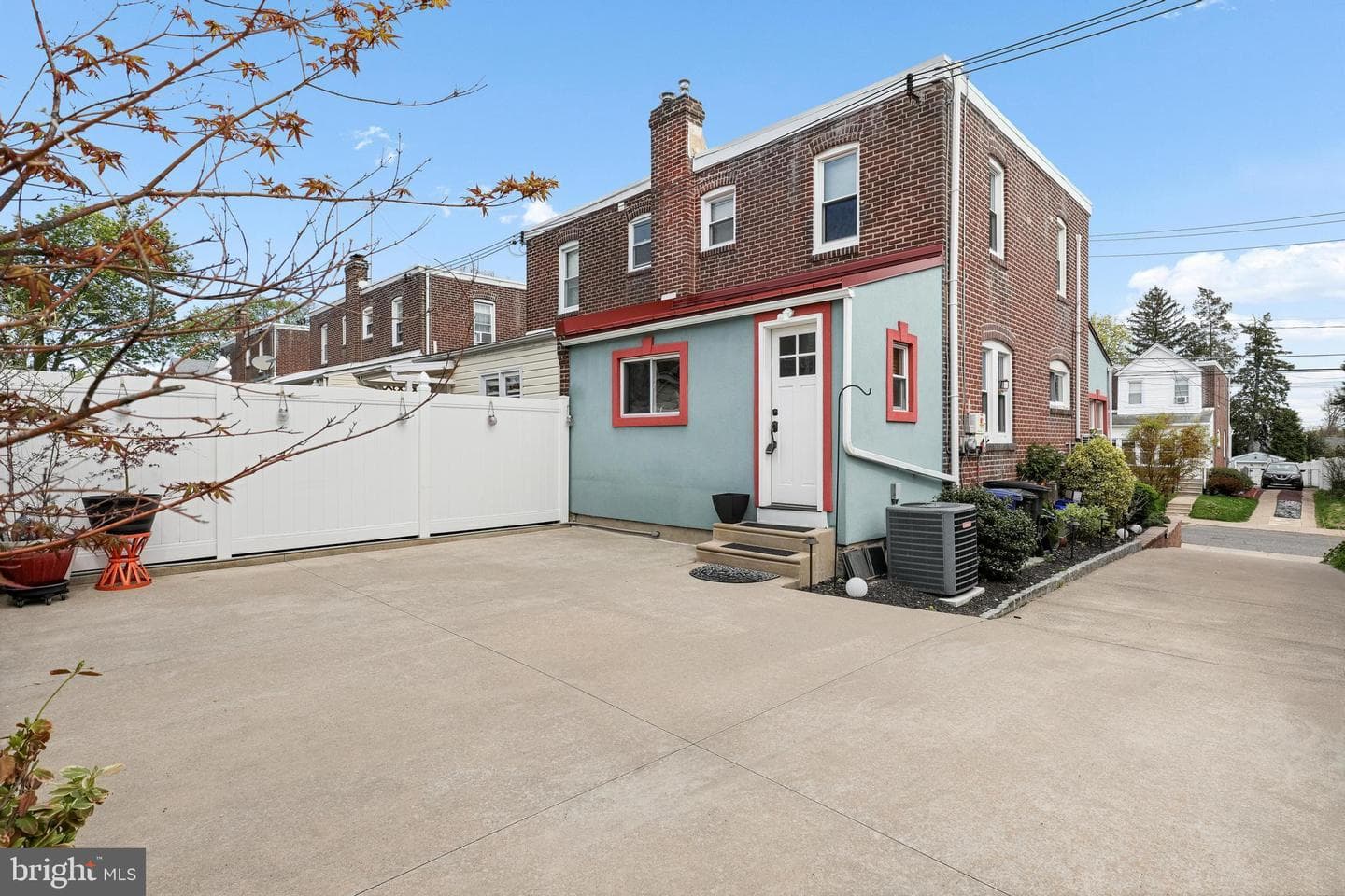8320 Alicia Street photo 30