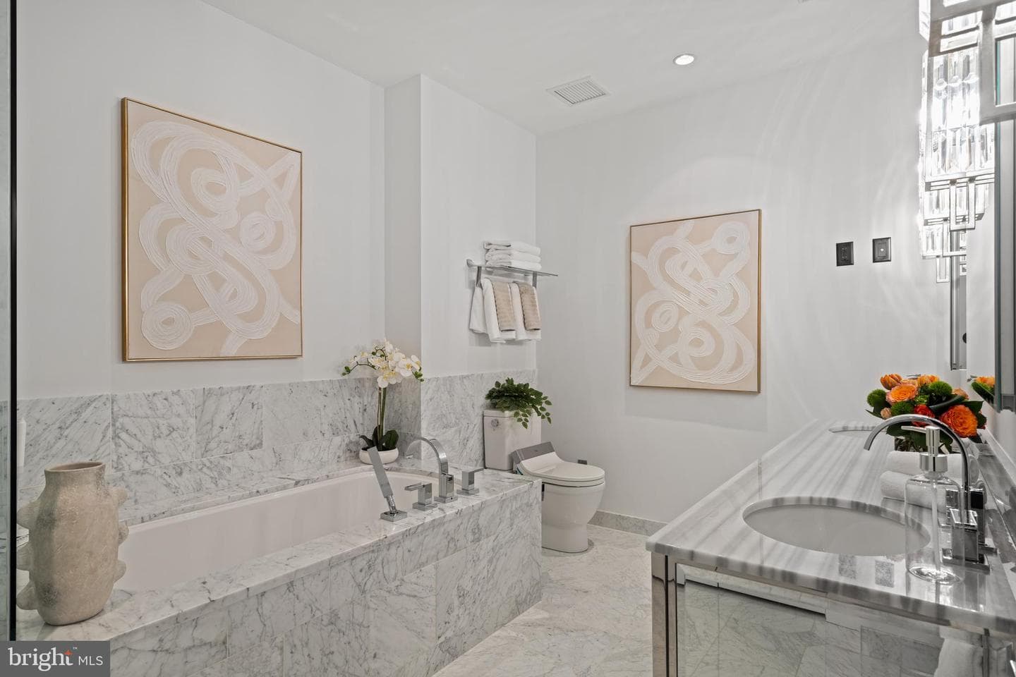 130 S 18th Street #1602 photo 35