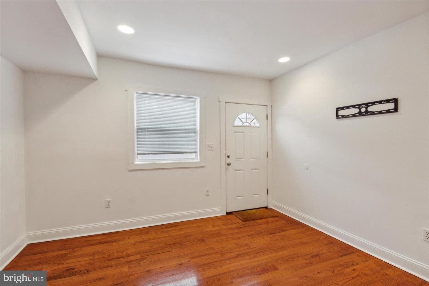 1557 N Orkney Street photo 3