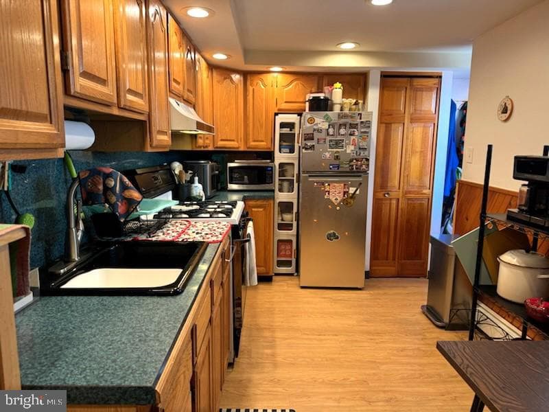 2710 E Birch Street photo 8