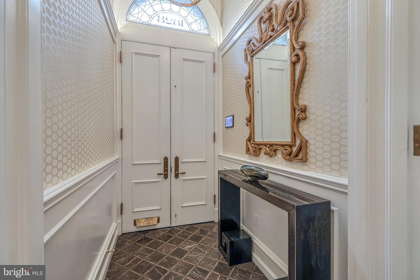 1828 Delancey Place photo 4