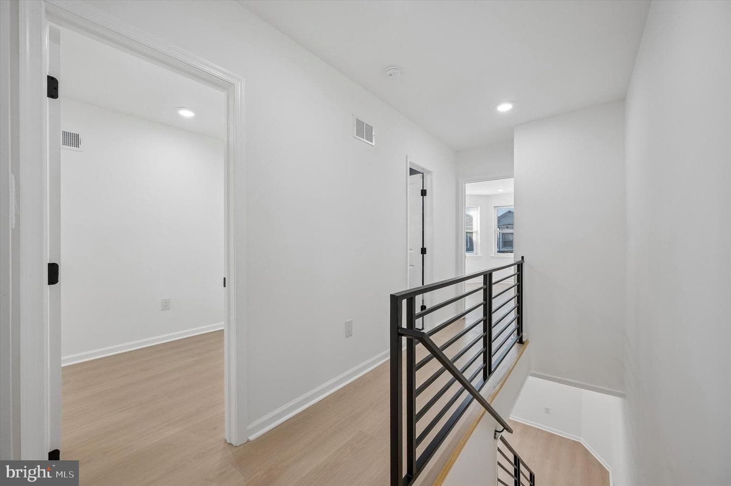 5539 Pine Street photo 13