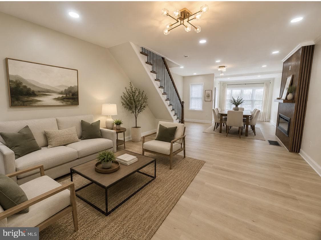 1449 Conlyn Street photo 15