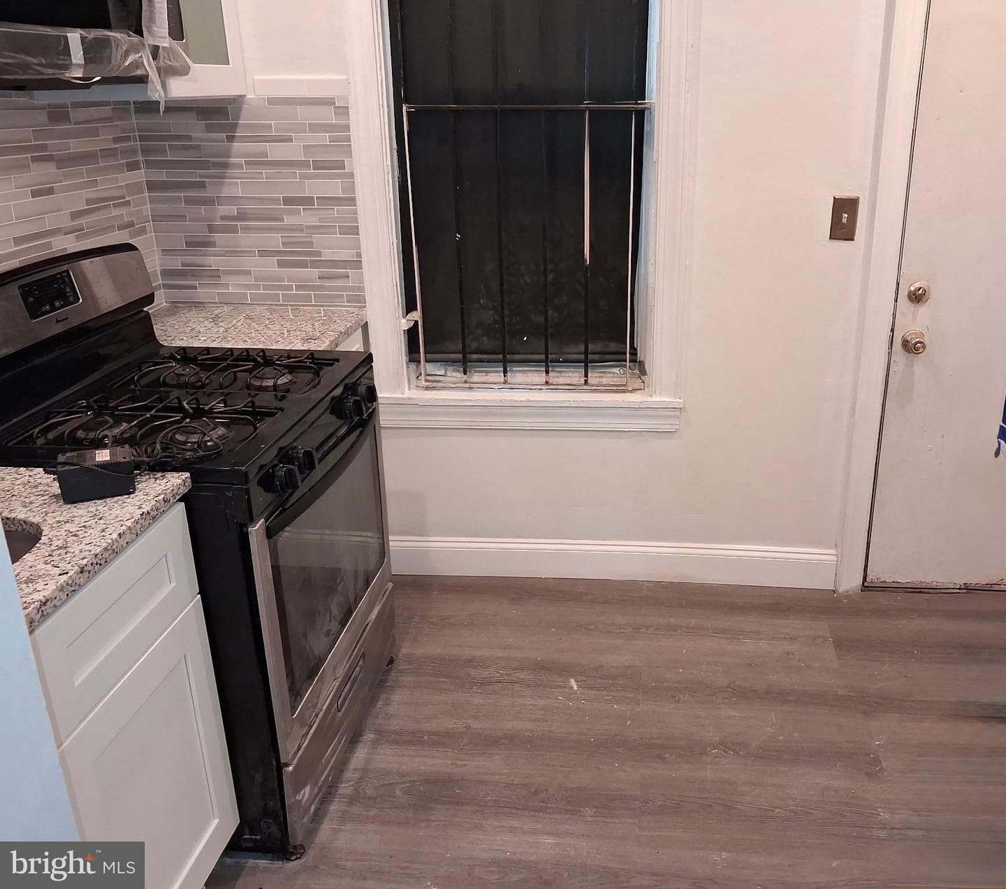 2502 W Sterner Street photo 7