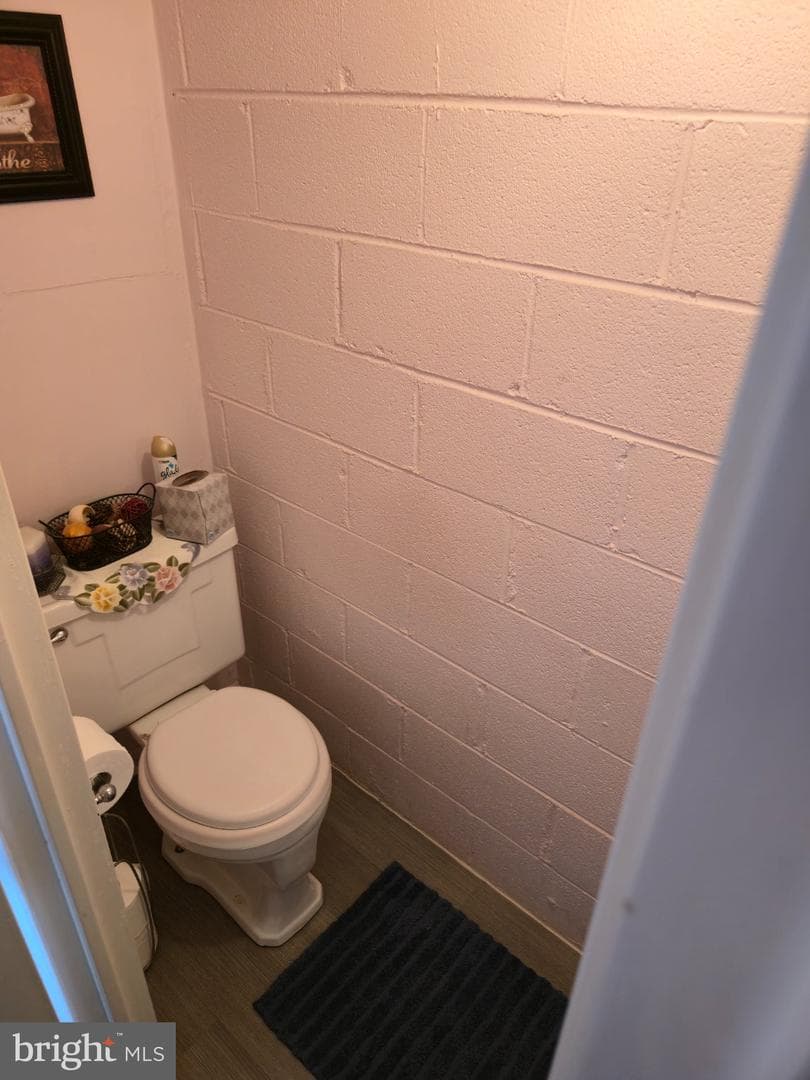 3616 Sussex photo 17