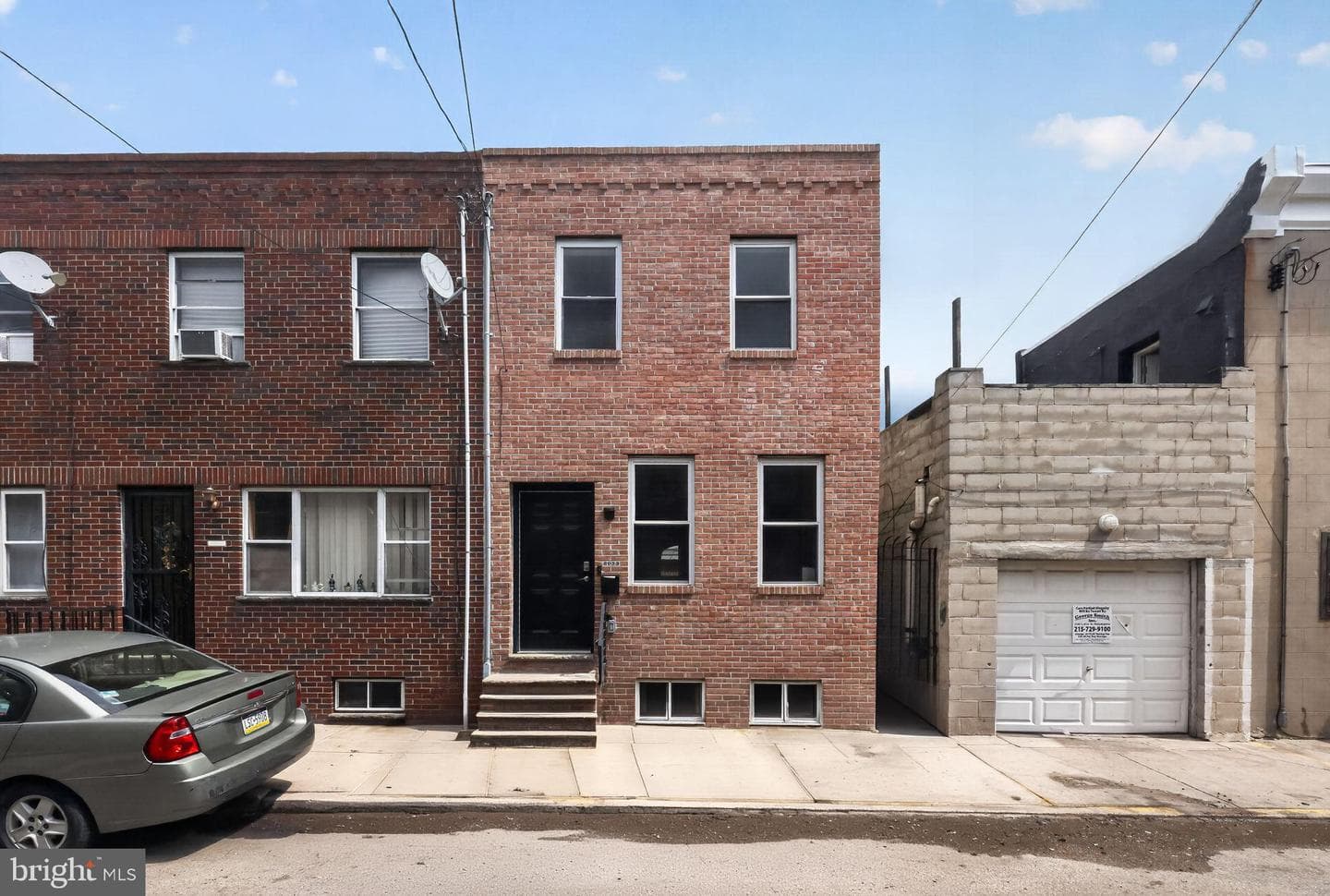 2033 S Mildred Street photo 2