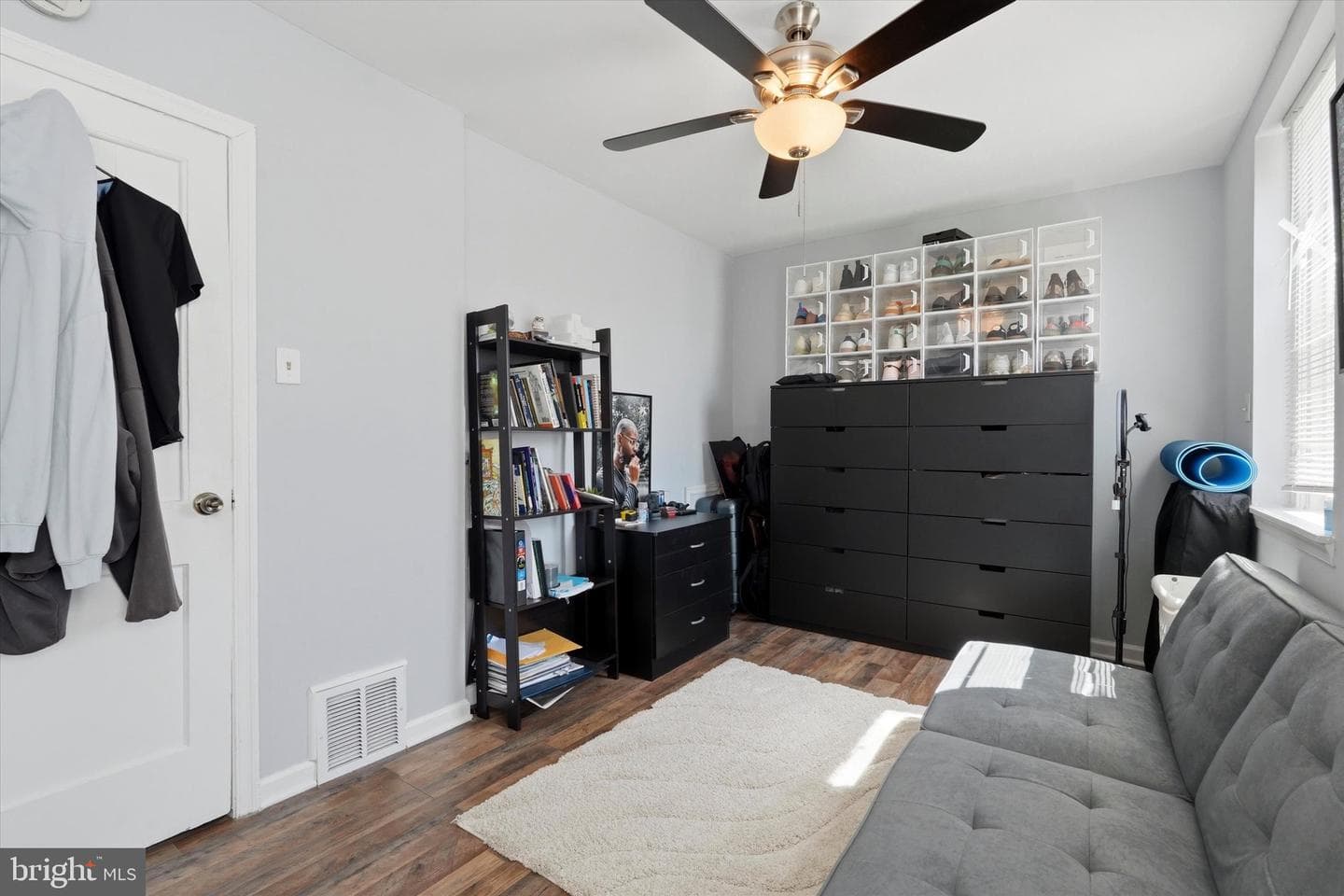 4604 Meridian Street photo 10