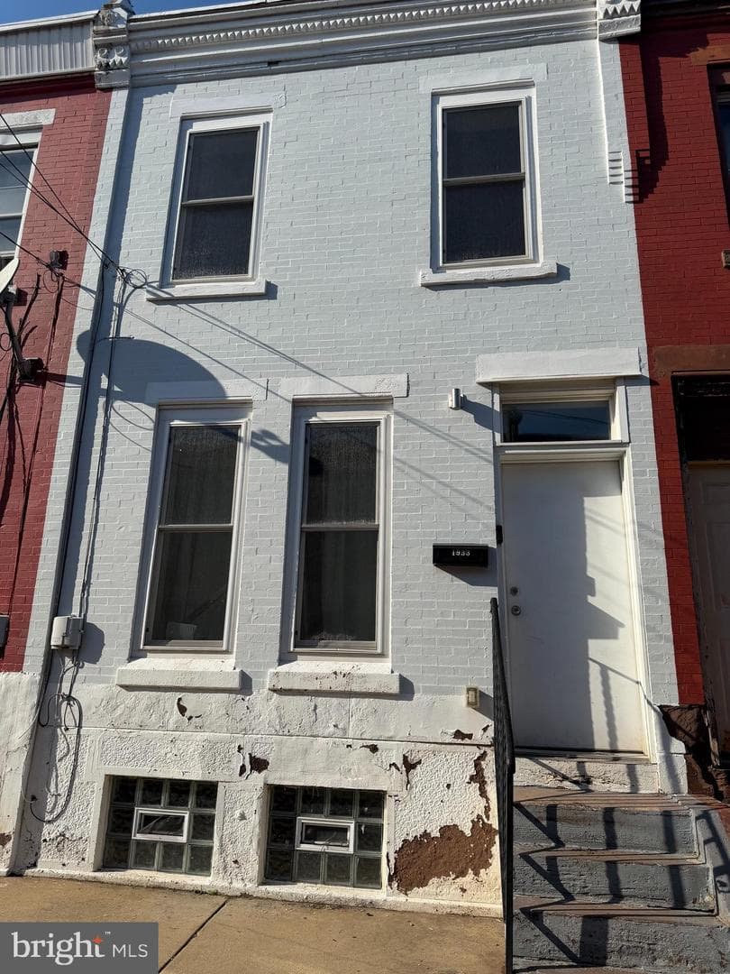 1933 Fontain Street photo 23