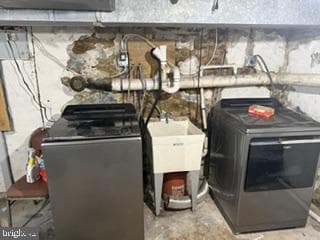 229 E Price Street photo 34