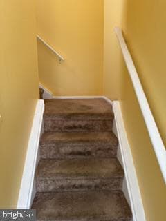 229 E Price Street photo 4