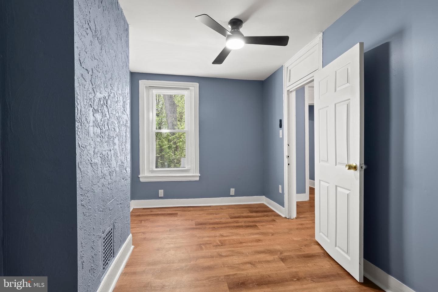 4673 Mulberry Street photo 17
