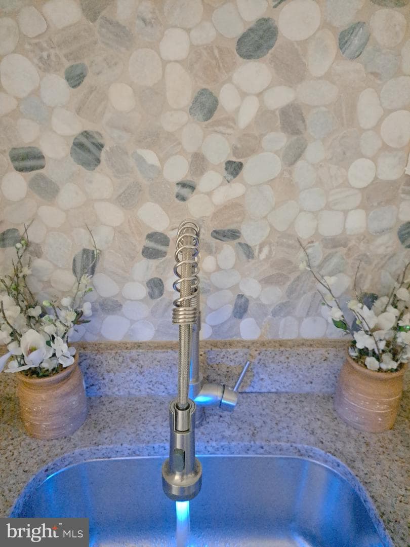 4673 Mulberry Street photo 7