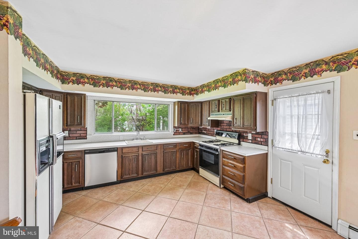 12209 Thornton Road photo 4