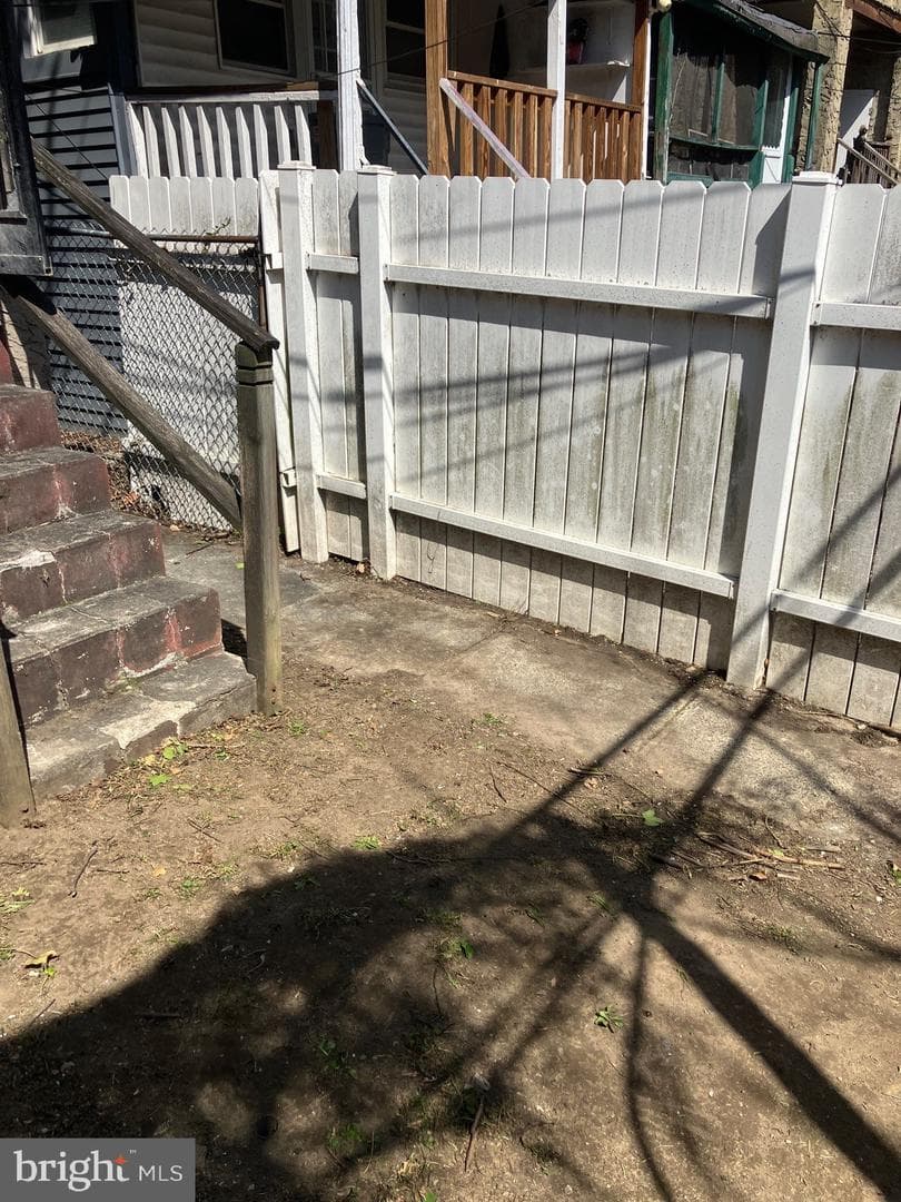 5542 Lansdowne Avenue photo 4