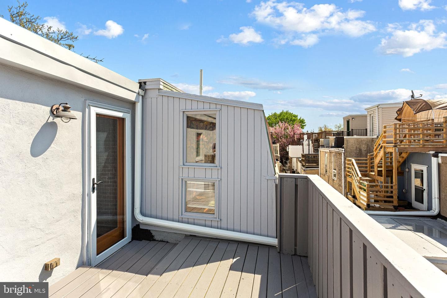 2456 Meredith Street photo 29