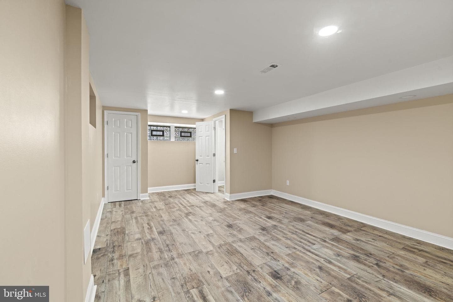 1931 71st Avenue photo 29