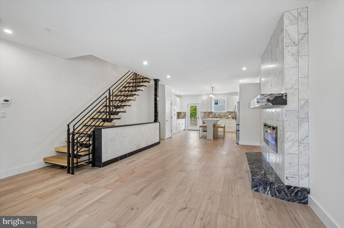 6995 Pechin St photo 6
