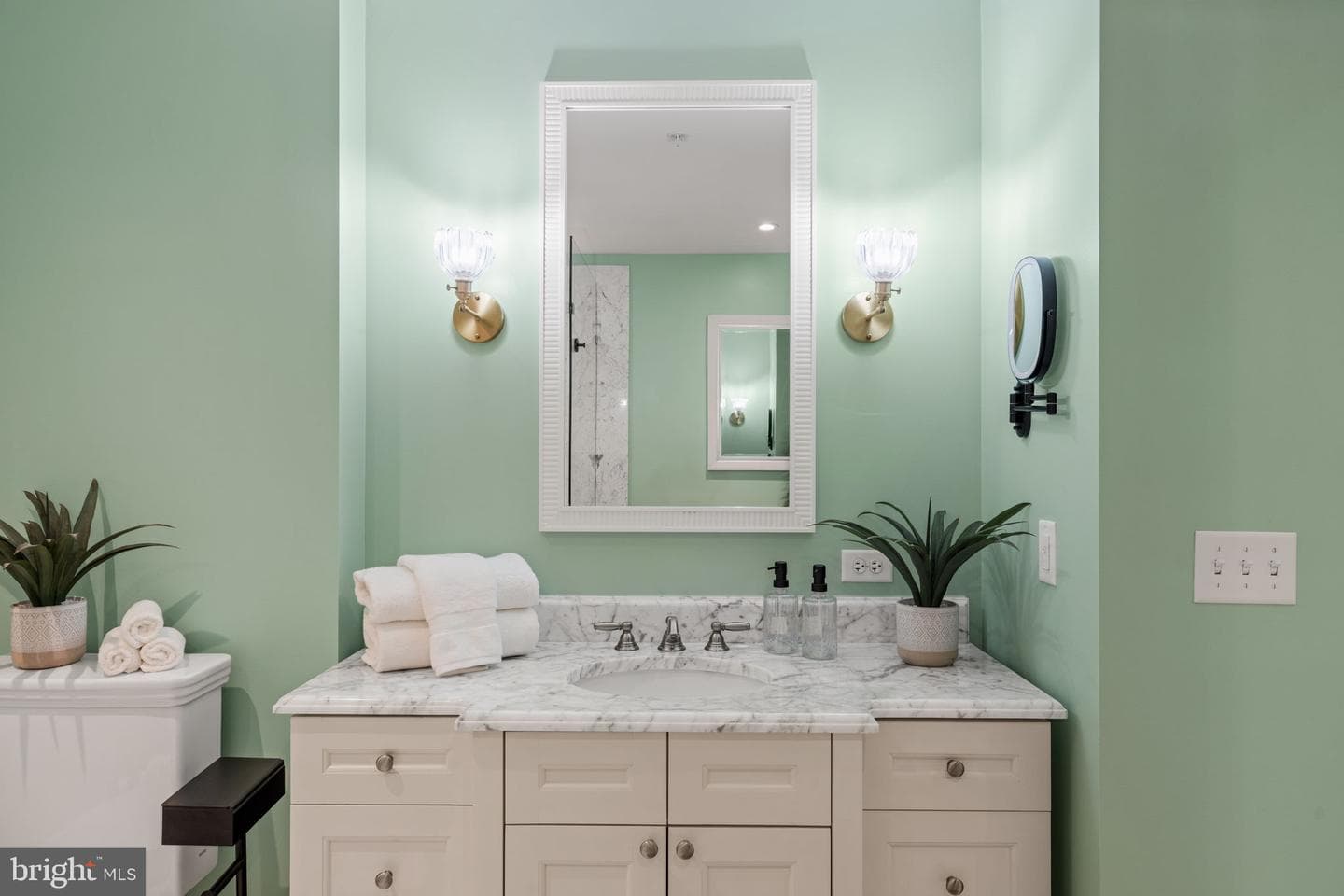 130 S 18th Street #609 photo 25