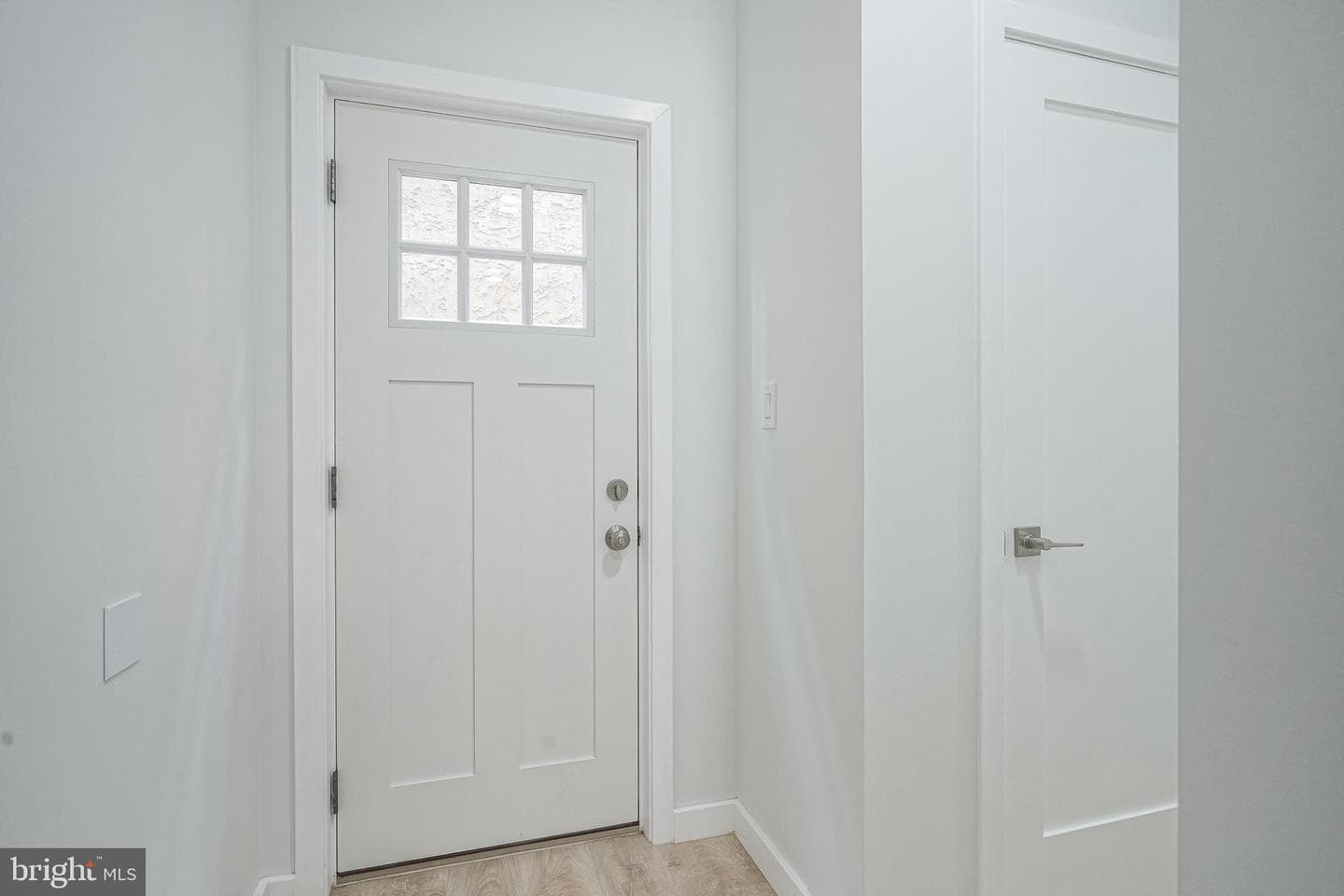 1143 Tasker Street photo 13