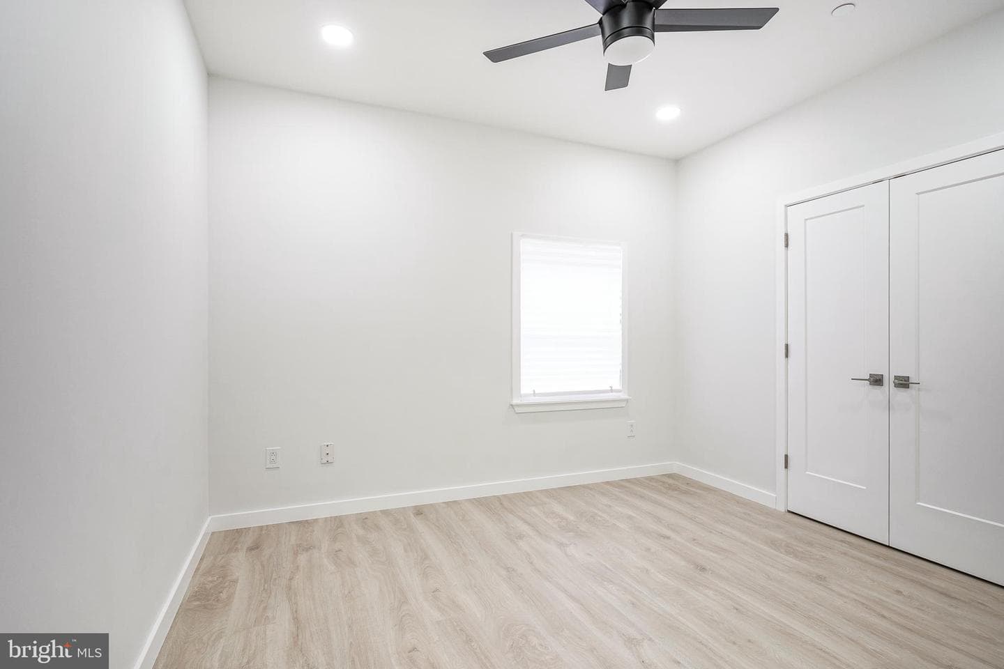 1143 Tasker Street photo 16