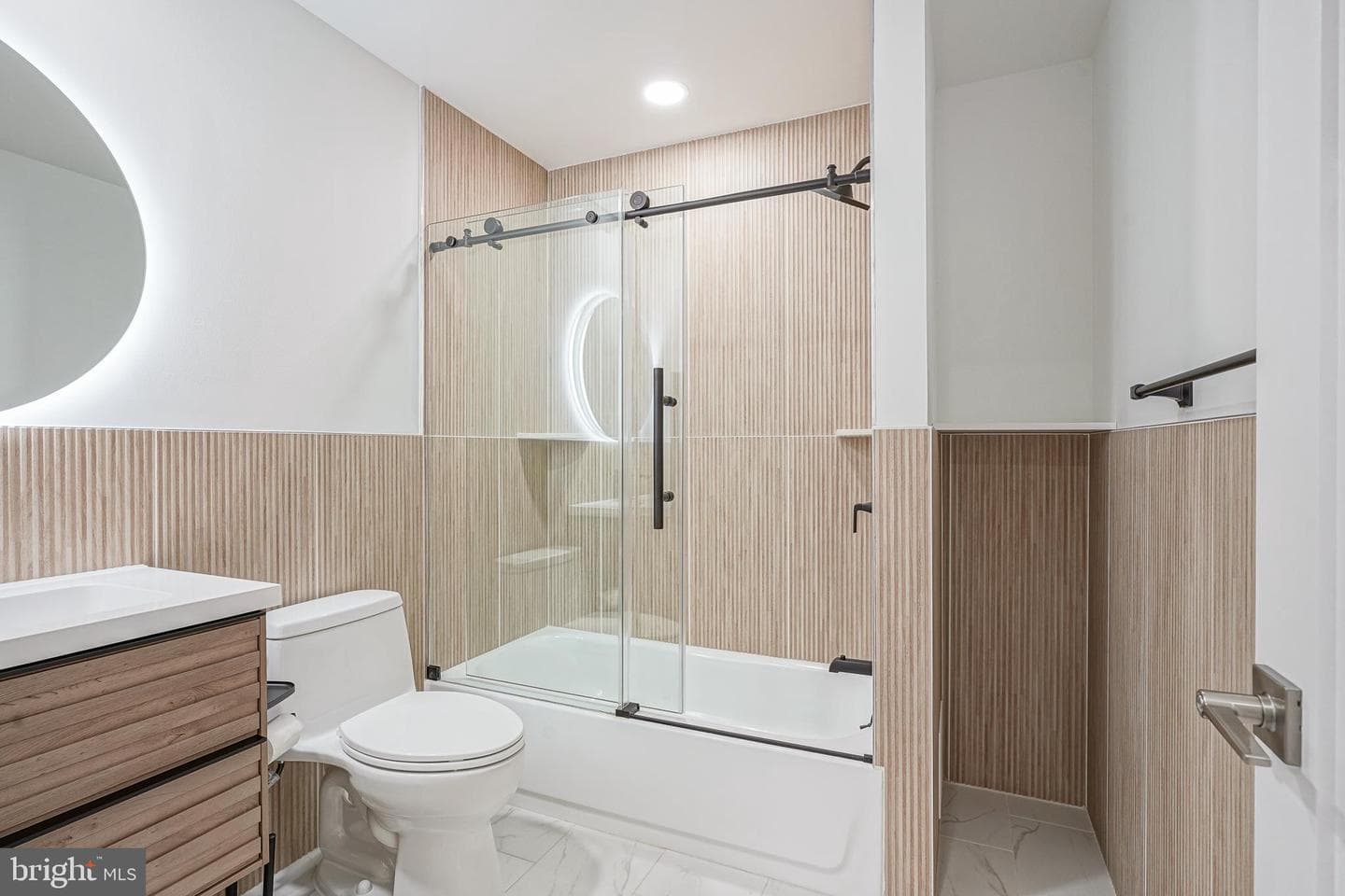 1143 Tasker Street photo 18