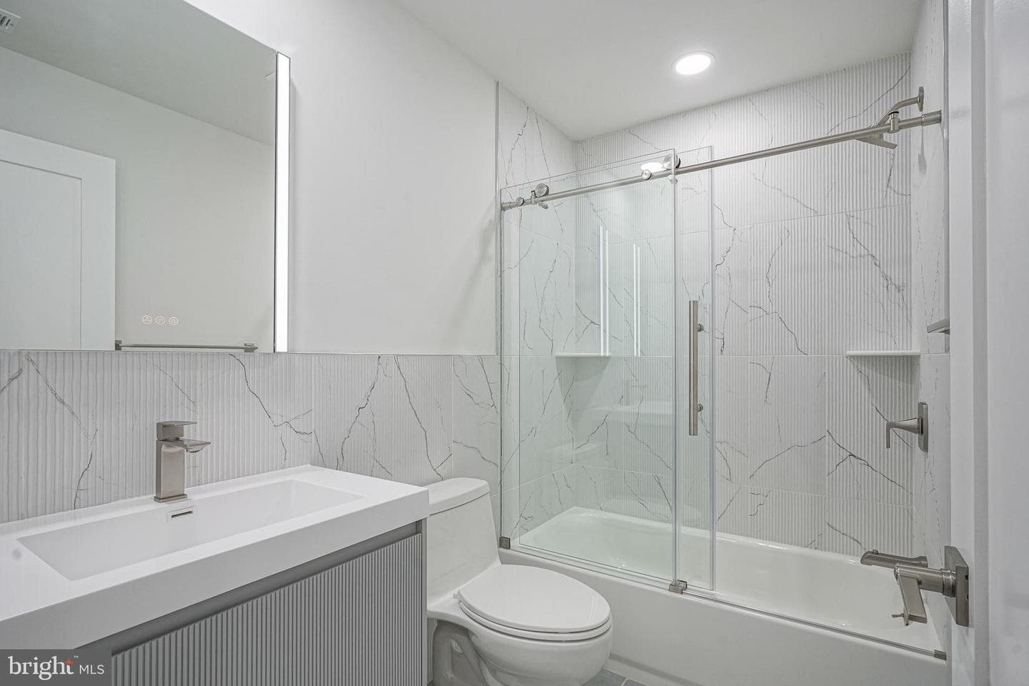 1143 Tasker Street photo 29