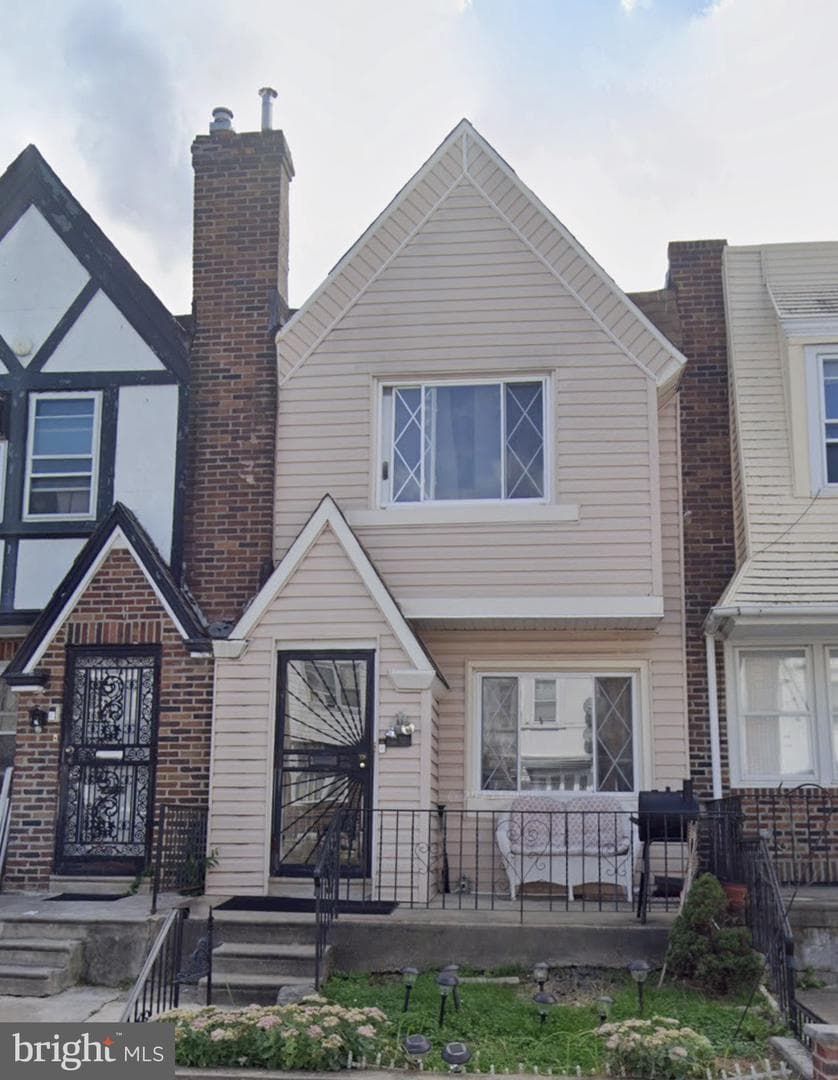 7816 Temple Road, Philadelphia