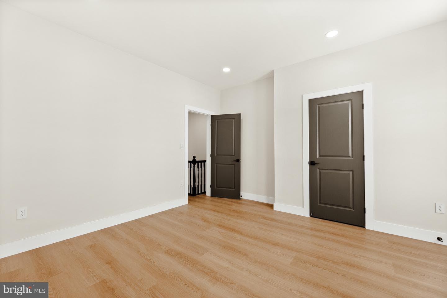 3848 N Sydenham Street photo 20