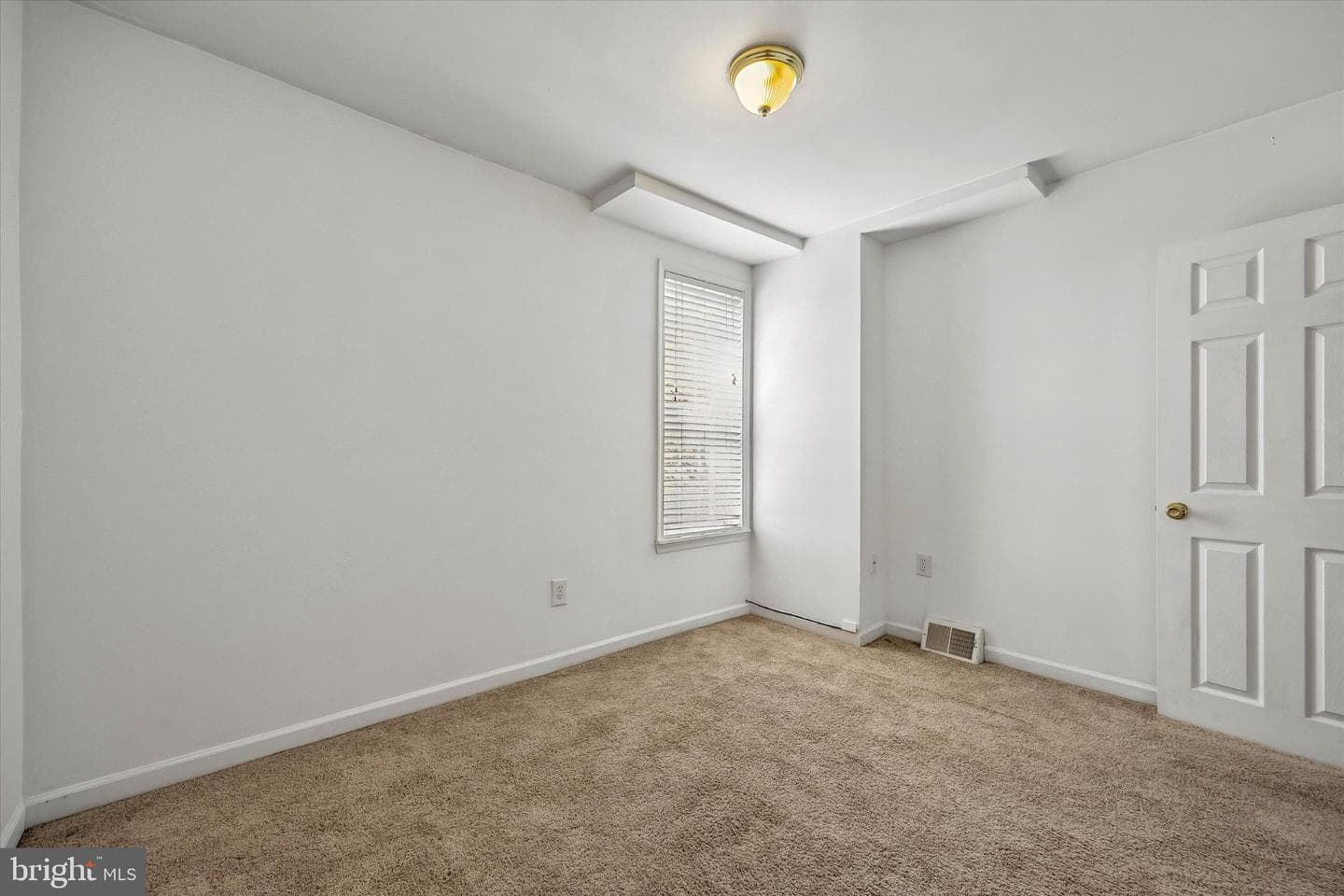 4334 Fleming Street photo 16