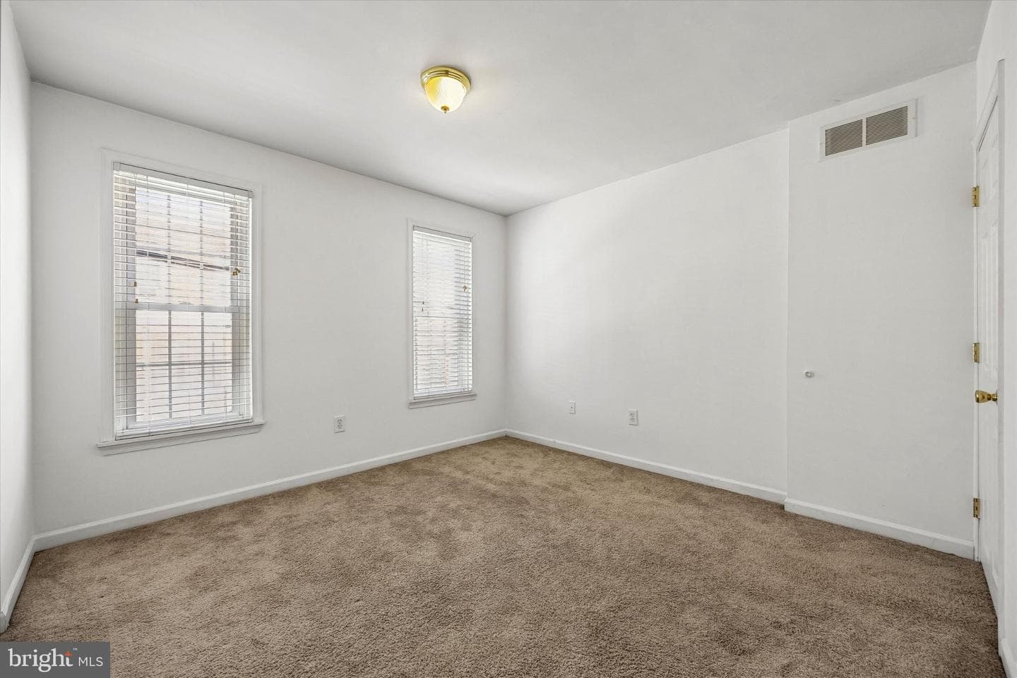 4334 Fleming Street photo 19