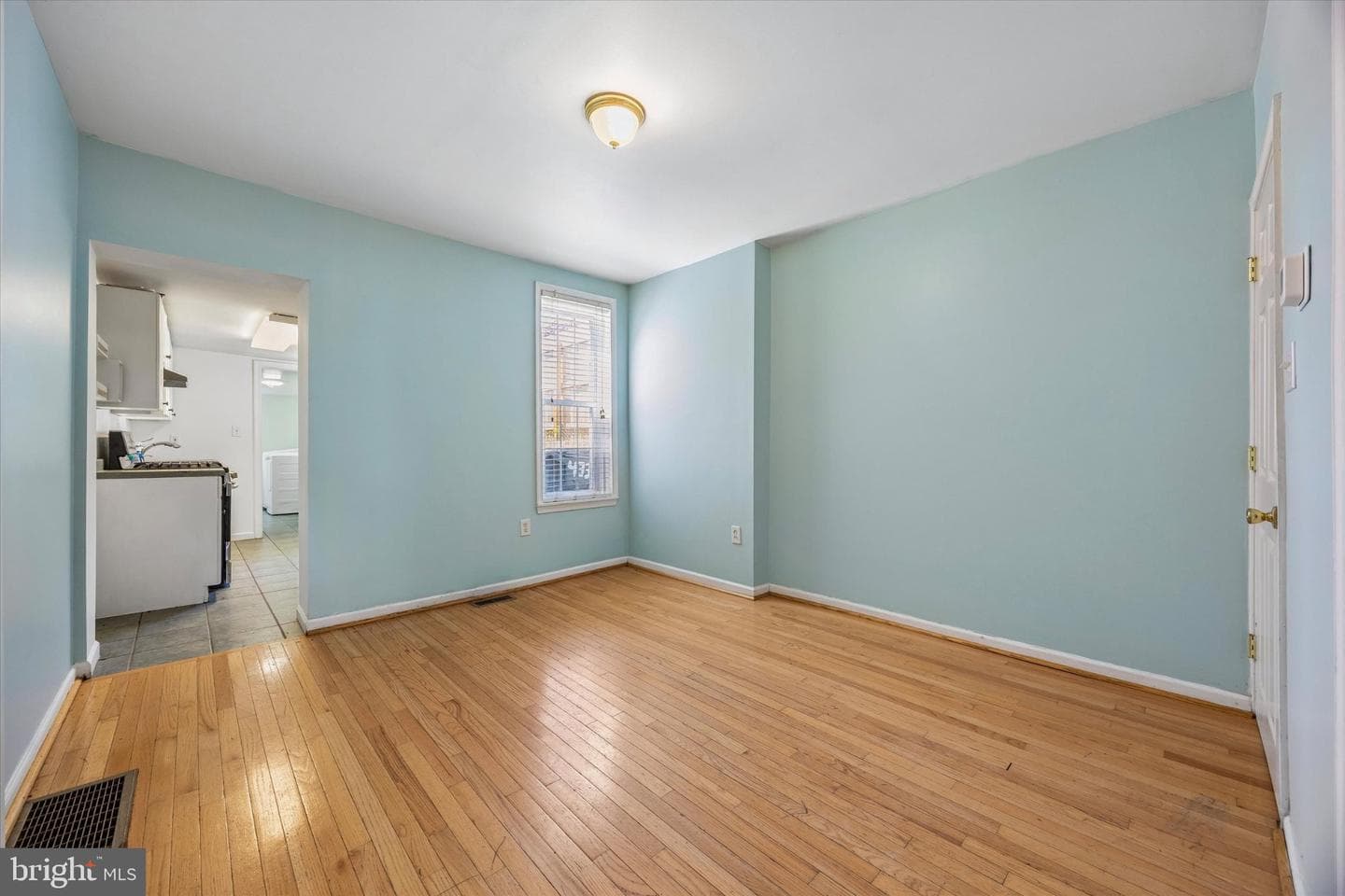 4334 Fleming Street photo 8