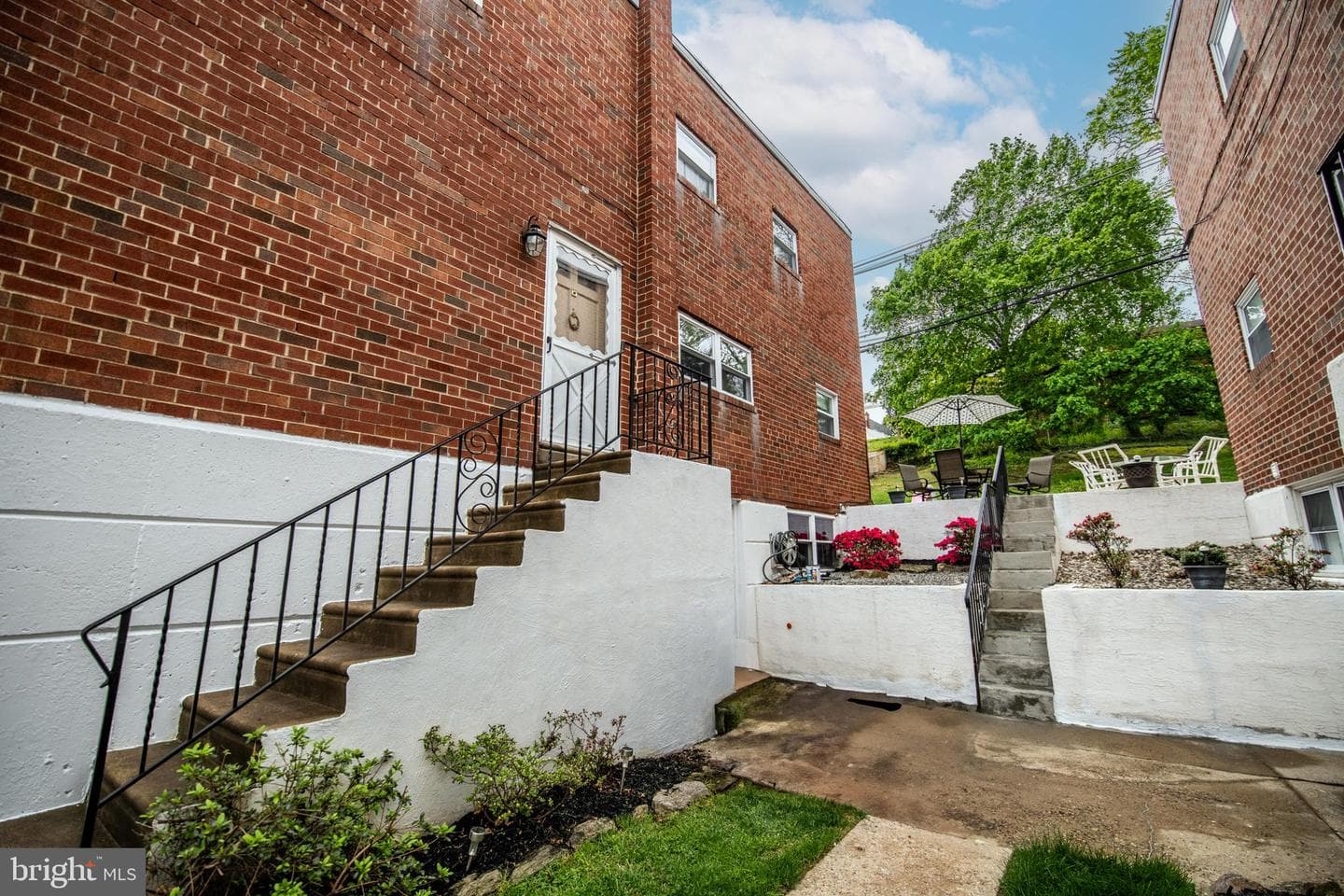 7242 Valley Avenue photo 24